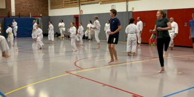 Karate für Jugendliche und Erwachsene